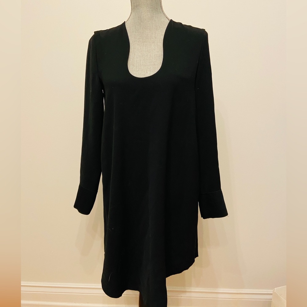 &Other Stories Low Scoop Matte Black Dress